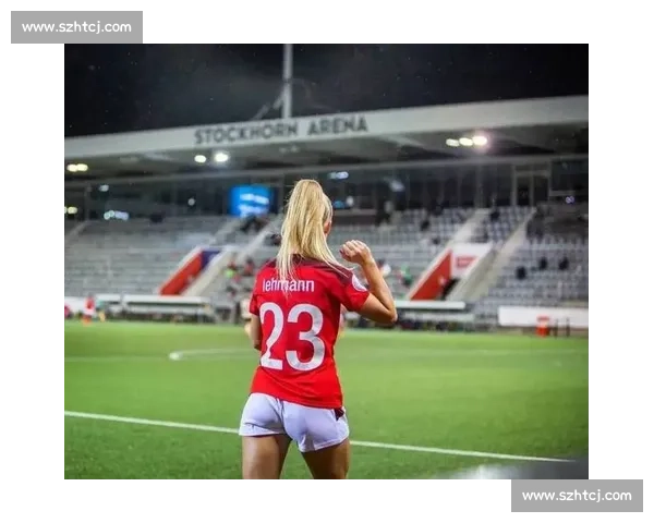 尤文女足艾丽莎 - 莱曼晒比基尼照:阳光沙滩尽显冠军风采